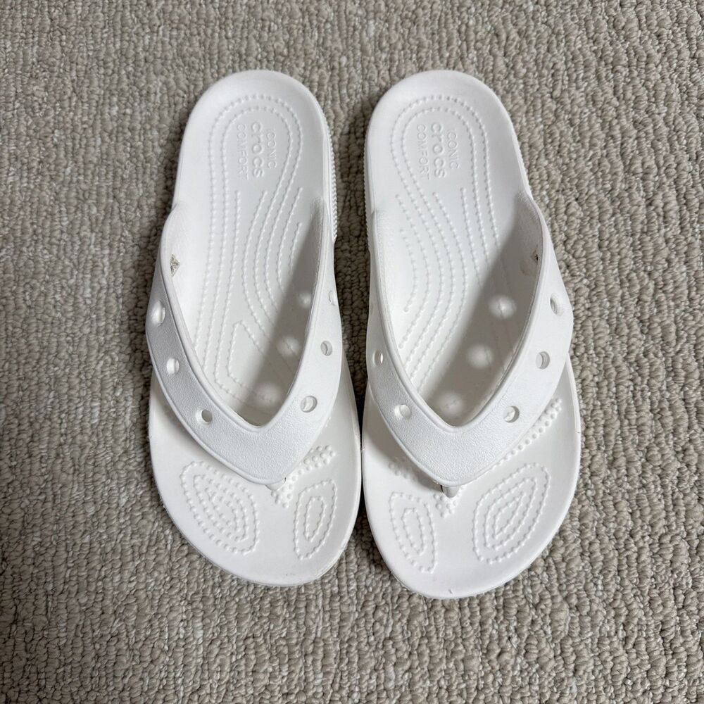 Crocs Sandals Baya II Flip Flops/White Women’s Size 6